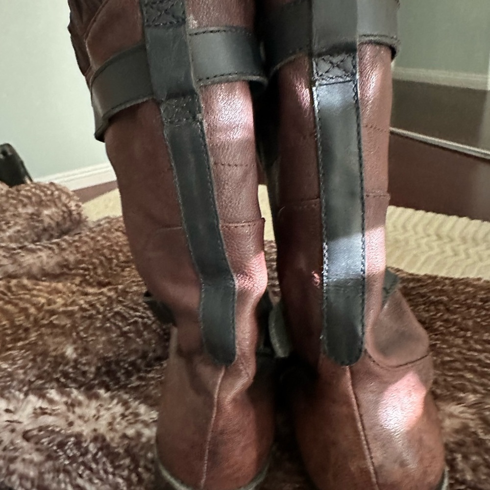 Balenciaga vintage brown and black sherpa lined boots - Picture 11 of 13